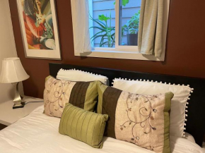 B-Love's Guest House